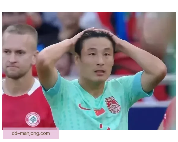 上海海港前锋武磊荣获年度中国金球奖 成为历史首位得主