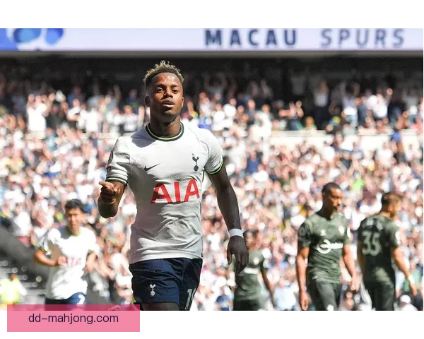 世界杯视角下的UEFA欧洲足球格局与强队竞争新趋势观察解析